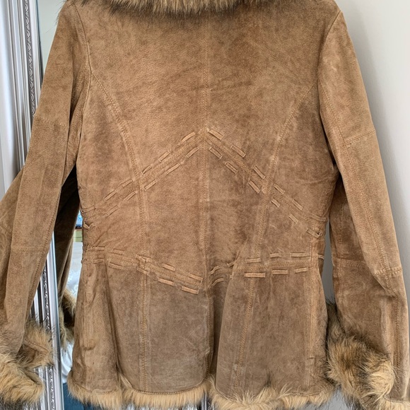 XOXO Suede Look Sherpa Lined Coat - Picture 5 of 8